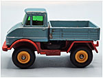 Mercedes Unimog 1