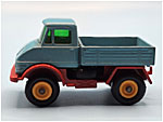 Mercedes Unimog 1